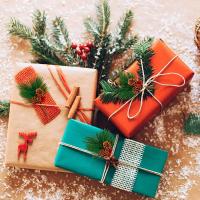10Pcs Conos De Pino Y Ramas De Pino Con Berros Rojos Artificiales Para Adornos De Navidad Arbol De Navidad Guirnalda DIY Regalos Decorativos - details 3
