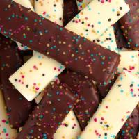 Maxicrujitos de Chocolate 855g Vidal - ¡Explosión de Sabor en Cada Bocado! Dulces Nubes con Toque de Chocolate Sin Gluten - details 2