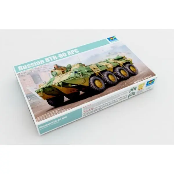 TROMPETADOR 01594 BTR-80 RUSO APC 1/35 - 1