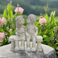 Estatua De Un Niño Besando a Una Niña Sentada En Un Banco Escultura De Jardín Para Exteriores Arte De Jardín Colección De Jardín - details 6