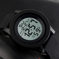 Reloj Deportivo Para Hombre YIKAZE Impermeable Con Luz Luminosa Multifuncional Militar Digital Reloj De Pulsera Electrónico Con Alarma Y Cronógrafo - details 5