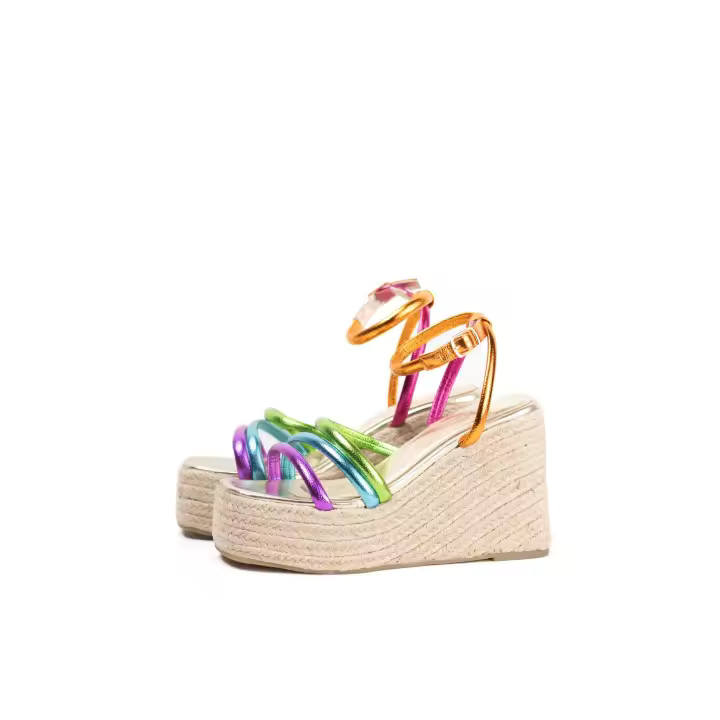 Lyla Wang Sandalias cuñas altas de esparto multicolor para mujer con pulsera - 1