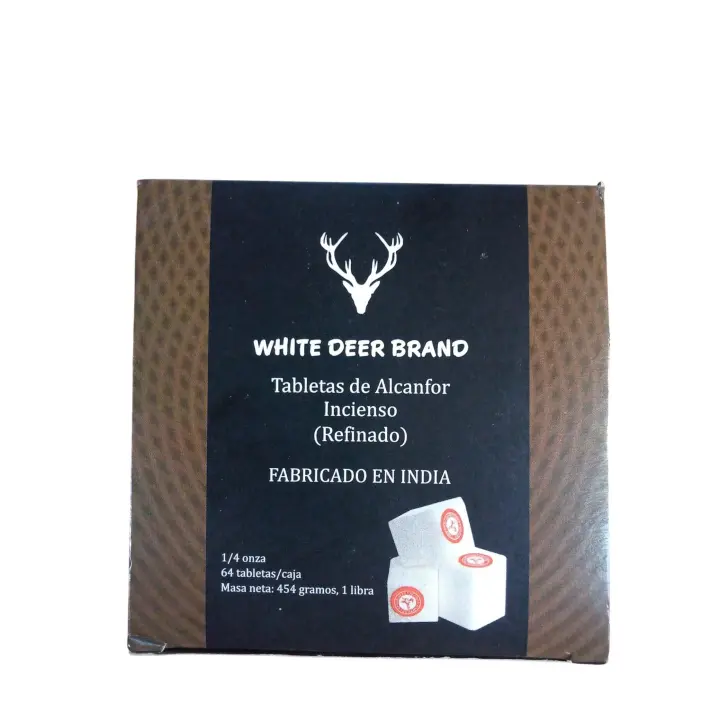 ALCANFOR WHITE DEER BRAND 64 UNID. El alcanfor White Deer Brand es un producto utilizado tradicionalmente para diversos fines, como aromaterapia, repelente de insectos y para aliviar dolores musculares leves. Viene en presentación de 64 tabletas - 1