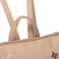 Mochila de mujer en polipiel y textil con bordados decorativos, diseño moderno y acabados artesanales, ligera y funcional para uso diario, ideal para ciudad, escapadas o viaje, disponible en colores beige, verde, rosa y más | Sara Bags - details 5