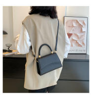 Bolso De Hombro De Cuero PU Sólido Moda Bolso De Mano Para Mujer Casual Bolso Cruzado Con Manija Superior Decoración De Bordado - details 5