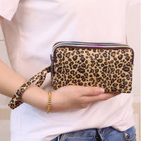 Bolso De Maquillaje Para Mujer En Amarillo Con Patrón De Leopardo Caja De Cosméticos De Tres Capas Bolso De Viaje Monedero Pequeño De Nylon Estilo Fashion - details 6