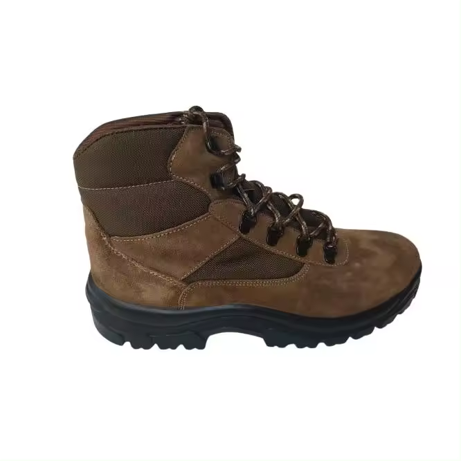 Mº976 CUERO MARCA POSTIGO BOTA DE TRABAJO FABRICADA EN PIEL CON FORRO DE TEJIDO Y SUELA DE PVC "Botas de montaña, caza y trekking: Resistentes y cómodas para cualquier aventura. Nuestras botas, fabricadas con piel serraje y nailon de alta calidad, ofrecen - 1