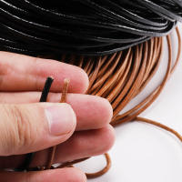 Cuerda De Cuero Genuino Para Pulseras Y Joyería DIY Tamaño 1.5 2 2.5 3 4 5 6mm Thong Redonda Hecha a Mano De Vaca - details 4