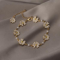 Pulsera De Flores Doradas Con Patrón De Margarita Moda Minimalista Aesthetic Para Mujer Joyería De Boda Y Fiesta Regalo - details 8