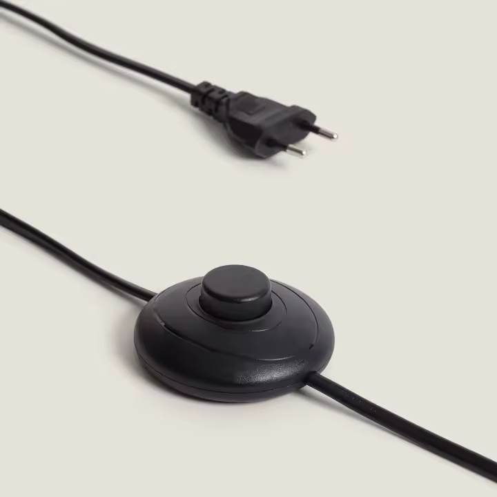 LEDKIA LIGHTING - Lámpara de Pie | Diseño Moderno y Elegante | Altura 1.58m | Soporte 40W | Protección IP20 | Fabricada en Bambú, Natural - 1