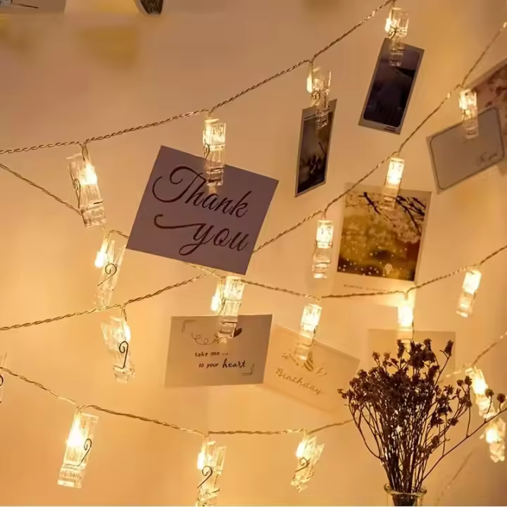 Luces De Cadena LED Para Decoración De Bodas Y Cumpleaños 1.5M/3M/6M/10M Con Clip Fotográfico Y Batería Para Iluminación Irregular - 1