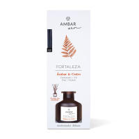 LILI HOME Ambientador Mikado Ambar y Cedro 40 Ml - Despertar el Alma y Conectar con la Esencia. Una fragancia ambarada y oriental que comienza con notas frescas y coníferas que van adquiriendo un acento especiado con cierto toque floral en el corazón. T - details 1