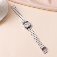 Reloj De Pulsera De Mujer Simple Cuadrado Dial Acero Vestido De Moda Y Casual Resistente Al Agua Displays De Numeración Romana - details 12