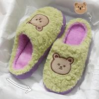 Zapatillas De Mujer De Invierno Confortables Y Ligeras Con Diseño De Oso De Dibujos Animados Suaves Y Antideslizantes Para Uso Doméstico Y Coupladas - details 3