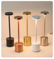 Lámpara De Mesa Recargable Táctil Metálica Con Luz Ambiental En 3 Colores Decorativa Para Club Y Dormitorio Luz Nocturna Retro - details 6
