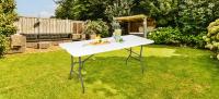 STARLEY-Mesa plegable portátil de plástico para interiores y exteriores,mesa plegable al aire libre, picnic, fiesta, campamento,mesa rectangular multiusos con asa,color blanco,180 x 69 x H 74 cm - details 4