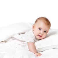 Edredón Nórdico Antiácaros para Bebé 100x120 cm - Hipoalergénico, Transpirable y Suave, Ideal para Cuna de 60x120 cm - Microfibra con Relleno de 250 gsm - Lavable a Máquina - details 0