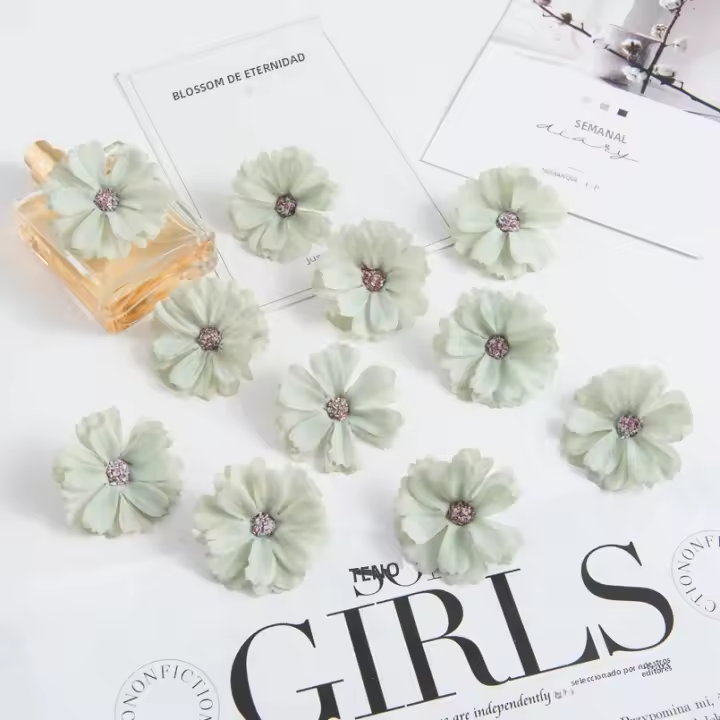 Artificiales Flores Baratas Cabezas De Margarita Rosa Para Decoración De Hogar Boda Fiesta DIY Scrapbook Plantas Falsas Corona De Aro - 1