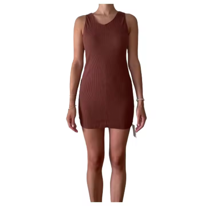 VESTIDO VESTIDO TIRANTES MYKONOS MOD 951291 , TALLAS PEQUEÑA -MEDIANA-GRANDE, LA PEQUEÑA  CORRESPONDE A UNA S, LA MEDIANA A UNA 38 Y LA GRANDE A UNA L. LA MODELO LLEVA UNA TALLA PEQUEÑA. - 1