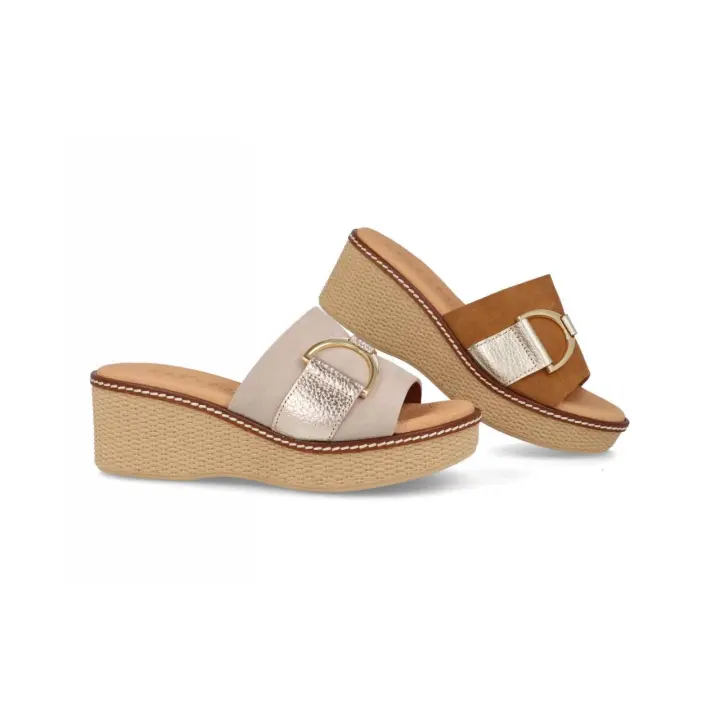 19411 - BDA SANDALIAS DE CUÑA   COLORES : CUERO , BEIGE  TALLAS : 35 AL 41  CORTE EXTERIOR : PIEL  FORRO INTERIOR : PIEL / SINTÉTICO  PLANTILLA : PIEL / GEL  ALTURA TACÓN / CUÑA : 6 CM.  PISO : SINTÉTICO - 1
