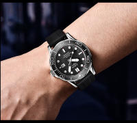 Reloj De Pulsera Deportivo De Lujo Para Hombre LIGE Resistente Al Agua Con Fecha Y Manos Luminosas Correa De Silicona Cuarzo - details 11