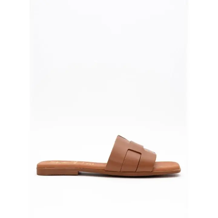 Sandalia Plana de Piel para Mujer en Color Cuero - 1