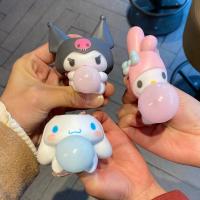 Juguete De Alivio Del Estrés Sanrio Anime Kuromi Cinnamoroll My Melody Muñeca Squishy Para Estudiantes Regalos De Dibujos Animados - details 0