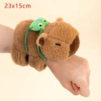 Brazaletes De Peluche Capybara Kawaii Con Anillo Para Mano Juguete Divertido Para Niños Animal De Peluche Suave Para Adultos Y Adolescentes - details 3