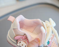 Nuevas Zapatillas Deportivas Casuales Para Niñas 2024 Primavera Y Otoño High Top Kuromi Y Melody Dibujos Animados Antideslizantes Material Superior PU Edad 4-6 Años Todas Las Estaciones - details 17