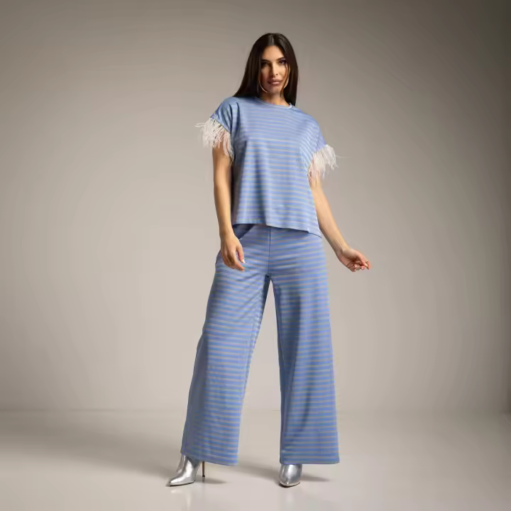 Conjunto mujer a rayas con mangas de pluma – look elegante y atrevido – WA Wild Animal – talla única - 1
