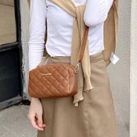 Bolso De Hombro Para Mujer En PU De Lujo Con Bordado De Lingge Negro Bolso Bandolera Pequeño Bolsa De Almacenamiento Moda - details 15