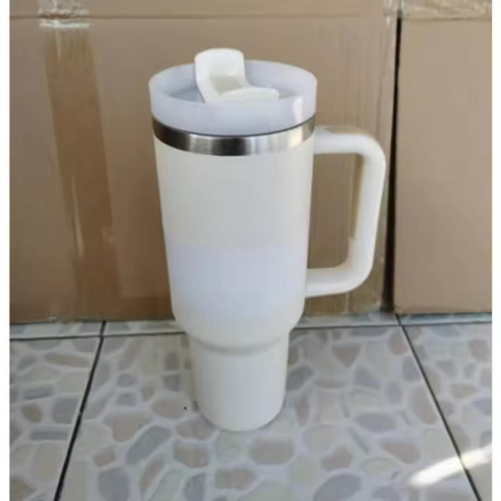 Termo de 40 oz con aislamiento al vacío, tapa y pajita para café y smoothies, acero inoxidable duradero de gran capacidad - 1