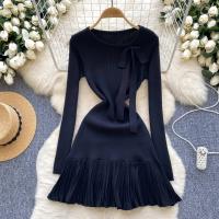 Vestido Corto Tejido Y2K Para Mujer Con Botones Cuello En V Diseño De Corbata Slim Para Oficina Estilo Chic Temporada Otoño - details 3