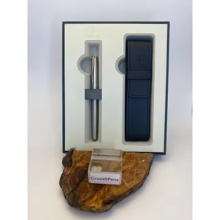 Pluma estilografica Parker Sonnet en Acero mas Funda - 1