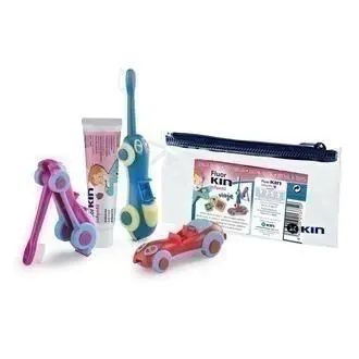 FLUOR KIN INFANTIL VIAJE INICIO 1 CEPILLO INFANTIL BOLIDO + 1 PASTA DENTIFRICA 25 ML SABOR FRESA - 1