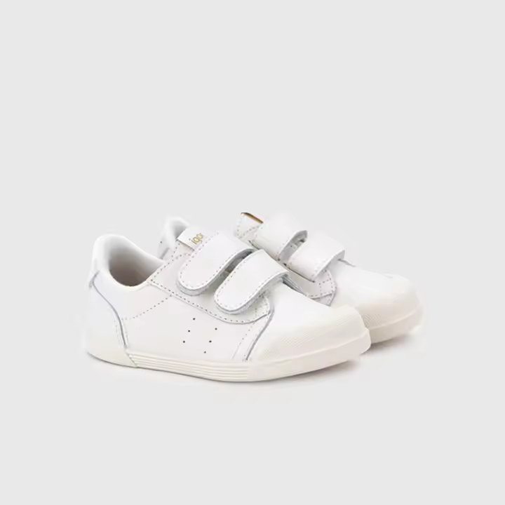 Zapatillas Y Deportivas marca Igor para unisex-niños en color blanco - 1