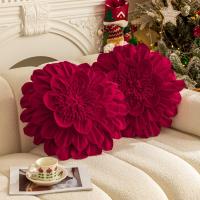 Funda de almohada con flores rojas y verdes, pétalos navideños, cojín para sofá, almohada para hotel, alojamiento familiar, coche - details 3
