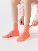 Calcetines De Deporte De Media Altura Para Hombres Y Mujeres Calcetines De Running Rápidos a Secar Calcetines De Entrenamiento Gruesos En Forma De Barco Para Baloncesto - details 3