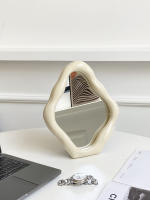 Espejo De Maquillaje Vintage Irregular En Estilo Francés Para El Dormitorio Adorno Decorativo Para Escritorio Material De Vidrio Platinado Plateado - details 13