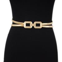 Cinturón Grueso de Mujer con Cadena de metal y cinturón elástico ajustable Dorado y Plisado. - details 0