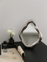 Espejo De Maquillaje Vintage Irregular En Estilo Francés Para El Dormitorio Adorno Decorativo Para Escritorio Material De Vidrio Platinado Plateado - details 8