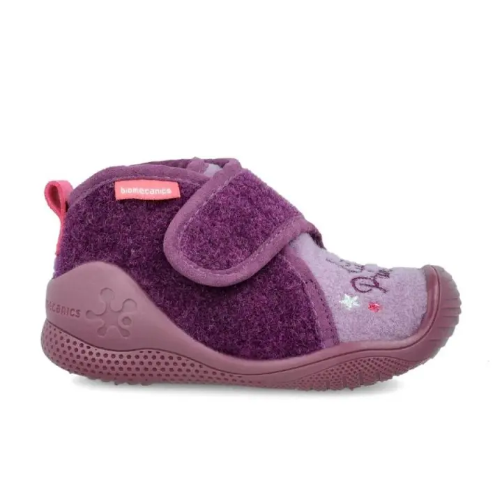 Zapatillas Biomecanics Little Princess Casa Lila Velcro | Comodidad y Protección Anti-bacteriana - 1