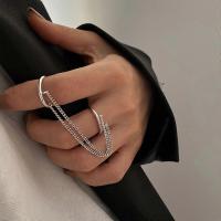 Genial juego de anillos Dobles con detalle de Cadena: anillos de moda para Amantes of hip hop. - details 1