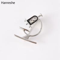 Nueva Broche De Microscopio Para Médicos Y Enfermeras Pin De Hospital Para Chaquetas Y Mochilas Accesorios De Joyería Clásicos Para Hombres Y Mujeres - details 6