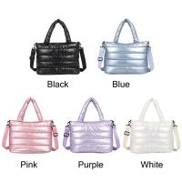 Bolso De Hombro De Nylon Puffer Para Mujer Invierno Bolso De Mano Chic Cuadrado Suave Cierre De Cremallera Estilo Versátil - details 1