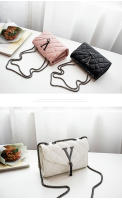 Bolso De Hombro De Lujo Negro Para Mujer De Cuero PU Con Trenzado Y Borla Bolso Bandolera Con Patrón Cuadrado Bolsa De Mano Con Cierre De Hasp - details 14