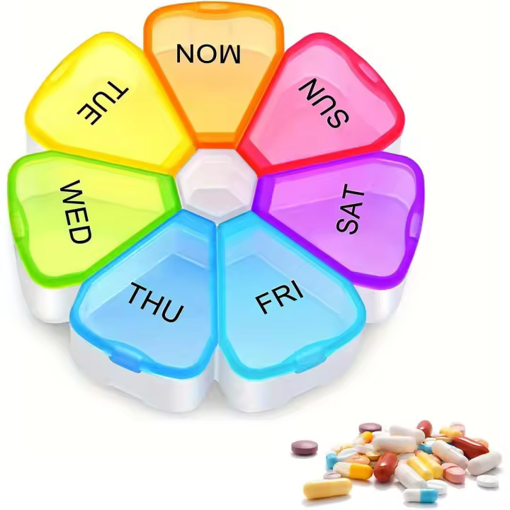 ®Pastillero Semanal,Pastillero de 7 Días,Pastillero Diario sin BPA,Pastillero Semanal 1 Toma,Pastillero Grande a Prueba de Humedad,Puede Almacenar Medicamentos, Vitaminas (Pétalos - Blanco) - 1