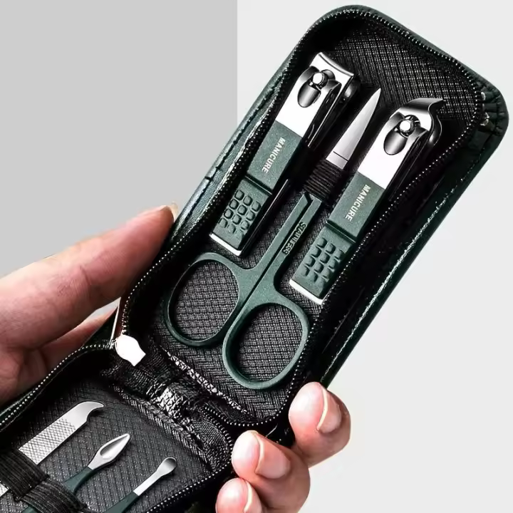 Juego De Tijeras Para Uñas Y Orejas 6 Piezas Incluyendo Pinza Para Orejas Y Navaja De Pedicura Acero Inoxidable Verde Herramienta De Cuidado Personal - 1