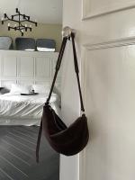 Bolso De Hombro Para Mujer De Cuero Genuino De Seda Mate Cuadrado Suelto Ondulado Invierno Otoño Bolso Cruzado Diario De Alta Gama - details 1
