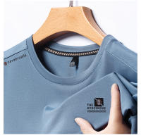 Camiseta De Hombre De Marca Alta Con Estampado De Letras Verano Nuevo Ice Silk Casual O-Neck Sin Costuras Transpirable Para Uso Diario - details 3